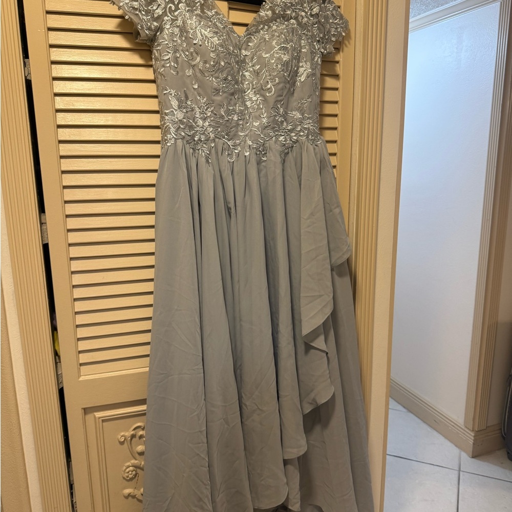 New (without tags)beautiful gown